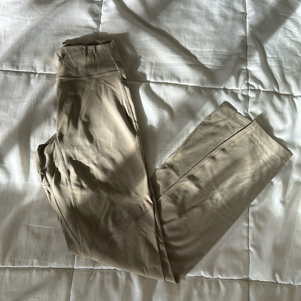 Whitney Simmons X Gymshark leggings